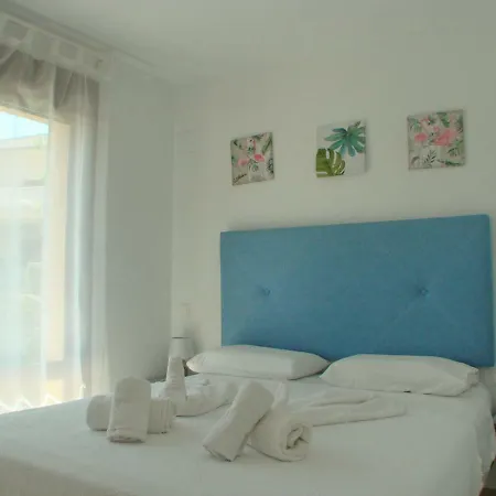 Jardines De Montemar